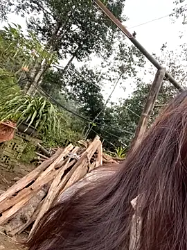 Snapshot of beobeo_2xx chatting on 10-29-25, 02:36 beobeo 2xx online show from 10-29-25, 02:36