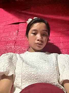 Snapshot of beobeo_2xx chatting on 10-31-25, 12:06 beobeo 2xx online show from 10-31-25, 12:06