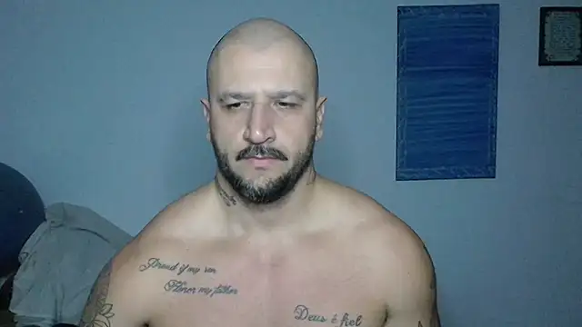 Snapshot of JeanCafa chatting on 10-25-25, 04:09 JeanCafa online show from 10-25-25, 04:09