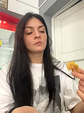 Snapshot of Danielaeliana chatting on 09-15-25, 06:30 Danielaeliana online show from 09-15-25, 06:30