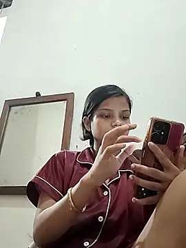 Snapshot of Komal0099 chatting on 09-10-25, 03:06 Komal0099 online show from 09-10-25, 03:06