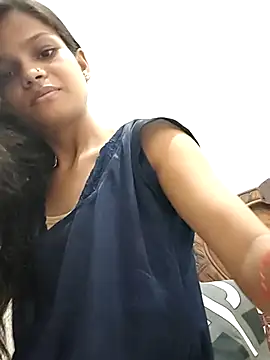 Snapshot of Komal0099 chatting on 09-15-25, 02:33 Komal0099 online show from 09-15-25, 02:33