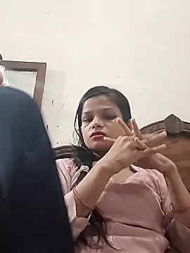 Snapshot of Komal0099 chatting on 09-18-25, 03:03 Komal0099 online show from 09-18-25, 03:03