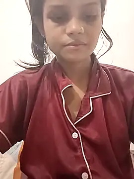 Snapshot of Komal0099 chatting on 09-29-25, 02:44 Komal0099 online show from 09-29-25, 02:44