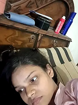 Snapshot of Komal0099 chatting on 10-16-25, 03:02 Komal0099 online show from 10-16-25, 03:02