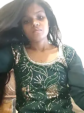 Snapshot of Komal0099 chatting on 10-27-25, 02:59 Komal0099 online show from 10-27-25, 02:59