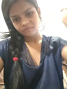 Snapshot of Komal0099 chatting on 10-29-25, 03:42 Komal0099 online show from 10-29-25, 03:42