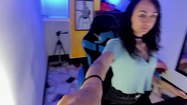 alison moon7 online show from 10-24-25, 11:39