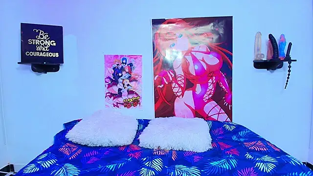 Maddy Esther online show from 09-17-25, 07:04