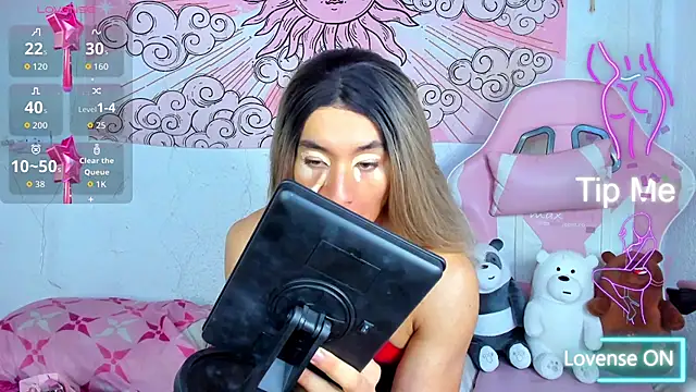 Snapshot of brihanna_cooper chatting on 07-18-26, 02:32 brihanna cooper online show from 07-18-26, 02:32