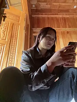 Snapshot of phungtiti chatting on 03-03-26, 01:34 phungtiti online show from 03-03-26, 01:34