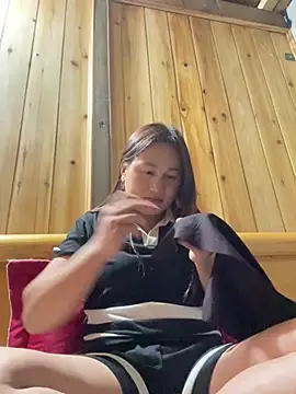 Snapshot of phungtiti chatting on 03-20-26, 02:22 phungtiti online show from 03-20-26, 02:22