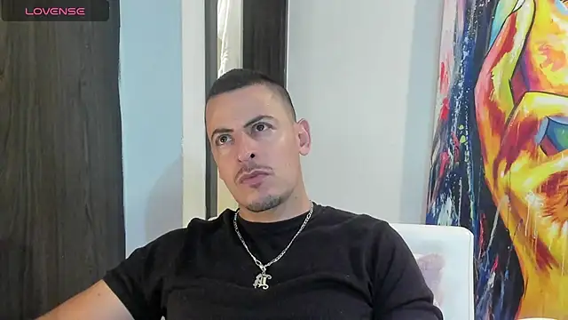 Snapshot of scotty_musicc chatting on 11-02-25, 03:20 scotty musicc online show from 11-02-25, 03:20