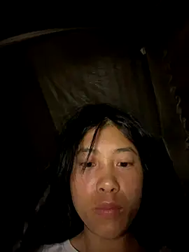 Snapshot of EmLy02 chatting on 09-19-25, 01:23 EmLy02 online show from 09-19-25, 01:23