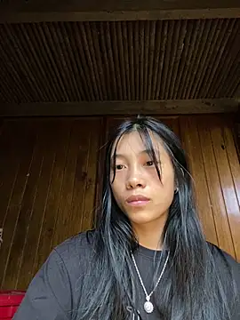 Snapshot of EmLy02 chatting on 10-08-25, 02:53 EmLy02 online show from 10-08-25, 02:53