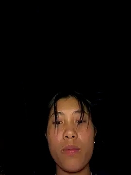 Snapshot of EmLy02 chatting on 10-11-25, 12:04 EmLy02 online show from 10-11-25, 12:04