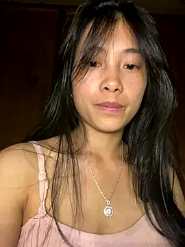 Snapshot of EmLy02 chatting on 10-17-25, 02:41 EmLy02 online show from 10-17-25, 02:41