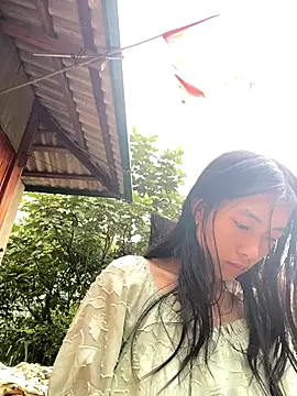 Snapshot of EmLy02 chatting on 10-29-25, 12:35 EmLy02 online show from 10-29-25, 12:35