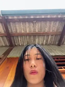 EmLy02 online show from 04-01-26, 02:23