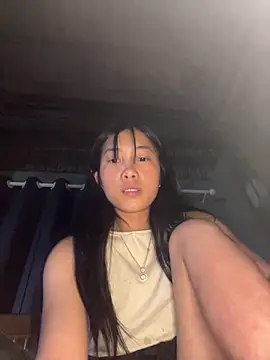 EmLy02 online show from 04-03-26, 02:15