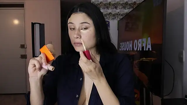 VioletaLorette online show from 11-08-25, 11:25