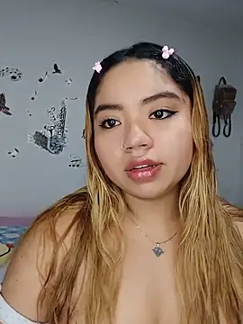 Emily  Hott online show from 05-22-26, 11:43