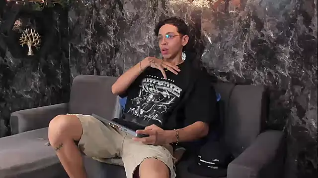 nicolai drake online show from 11-12-25, 11:03