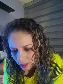 Nina vallon online show from 06-25-26, 10:53