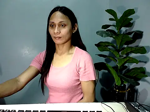 missruffa online show from 09-14-25, 01:21