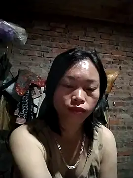   Ngoc20   online show from 10-31-25, 05:14