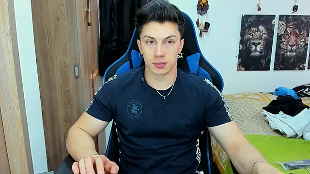 javiersexymann online show from 12-12-24, 05:59