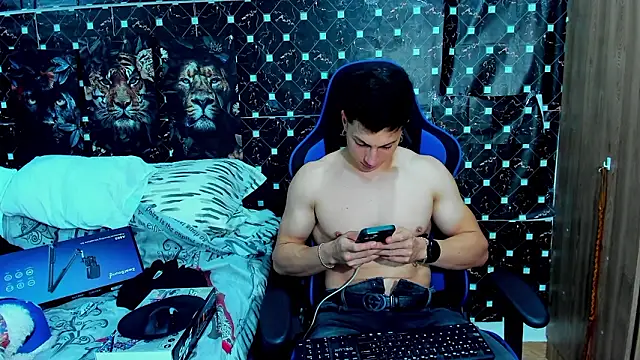 javiersexymann online show from 02-09-26, 12:36