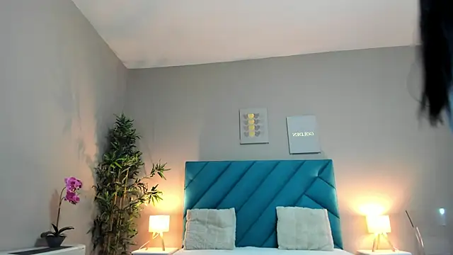 HaileyVice online show from 10-02-25, 05:47