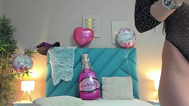 HaileyVice online show from 10-31-25, 05:19