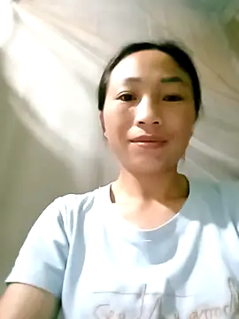 lucybaby00 online show from 05-08-26, 10:37
