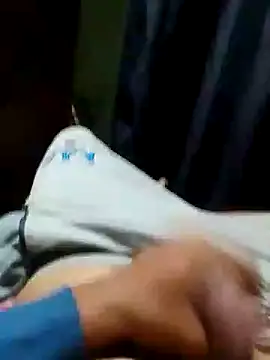 Snapshot of Maycol0320 chatting on 10-19-25, 06:14 Maycol0320 online show from 10-19-25, 06:14