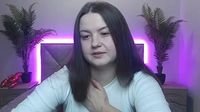 Snapshot of MavkaCute chatting on 10-10-25, 06:18 MavkaCute online show from 10-10-25, 06:18