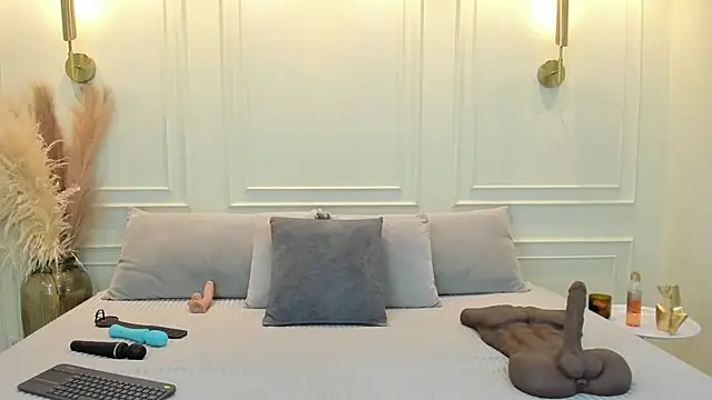 gabysanta  online show from 05-11-26, 02:01