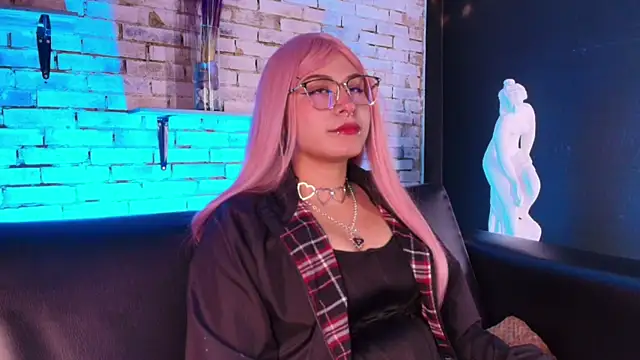 Snapshot of kitty_malach chatting on 02-15-26, 08:02 kitty malach online show from 02-15-26, 08:02