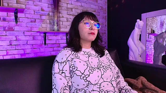 Snapshot of kitty_malach chatting on 03-12-26, 04:29 kitty malach online show from 03-12-26, 04:29