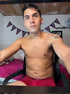 Angel latinboy online show from 03-31-26, 11:54
