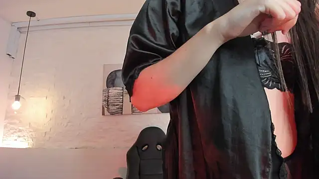 Sarah GothicGirl online show from 10-09-25, 08:18