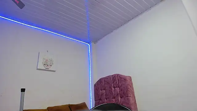 esmeraldaladys online show from 04-30-26, 08:57