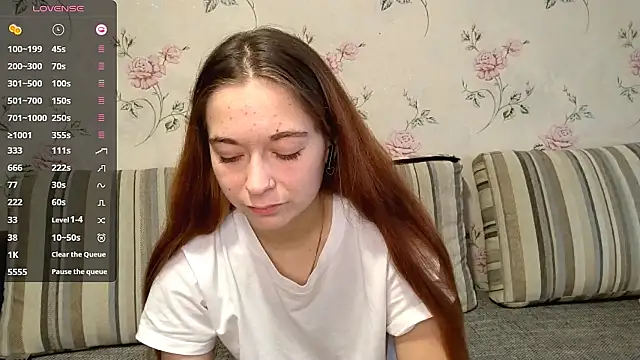 KissKarina online show from 09-28-25, 01:05