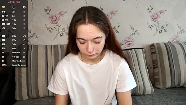 KissKarina online show from 10-08-25, 05:27