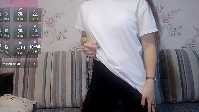 KissKarina online show from 10-29-25, 12:29