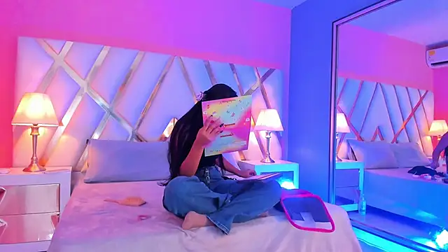 JadeeKhan online show from 10-11-25, 07:56