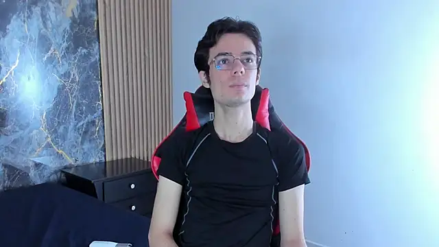 Snapshot of VIKTORNOIR chatting on 10-06-25, 01:08 VIKTORNOIR online show from 10-06-25, 01:08