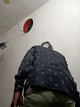 Snapshot of 96rose chatting on 11-10-25, 06:40 96rose online show from 11-10-25, 06:40