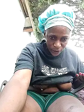 Snapshot of MatureGoddess_ chatting on 01-19-26, 02:54 MatureGoddess online show from 01-19-26, 02:54